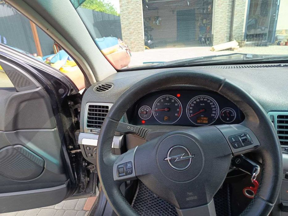 Opel Vectra C 2.2 ГАЗ/БЕНЗИН