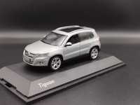 1:43 Schuco Volkswagen Tiguan Model Używany