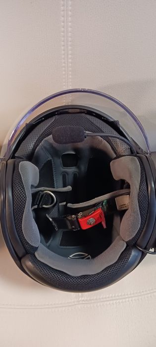 Capacete JET em Carbono MOMODESIGN