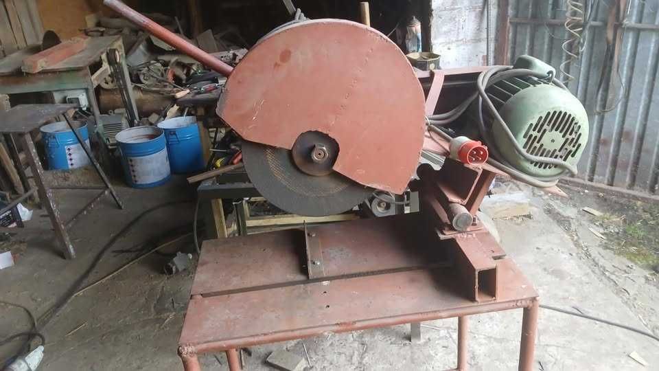 Przecinarka tarczowa do metalu ukośnica gumówka