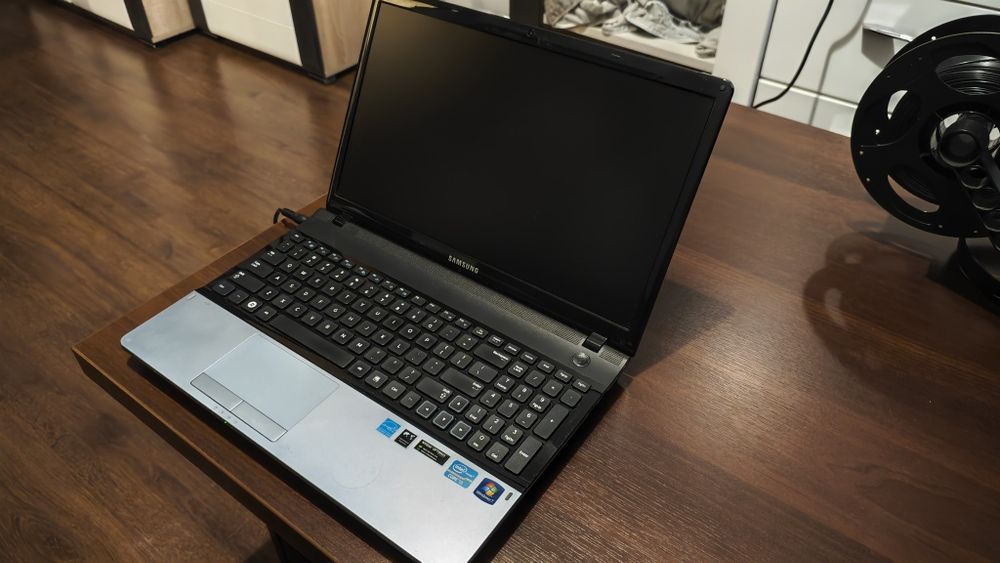 Laptop Samsung NP300E5C-S04PL