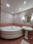 Продаж 3-кімнатної Центр, ремонт, 67м2, покращений план