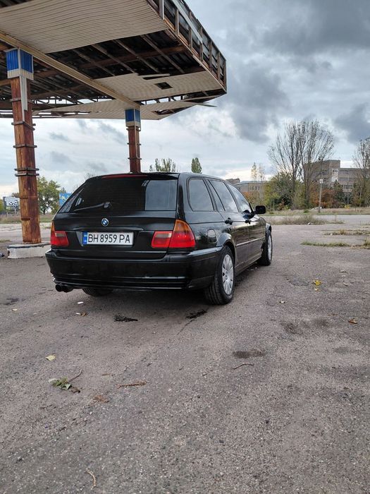 BMW 320d 2.0d 2000год