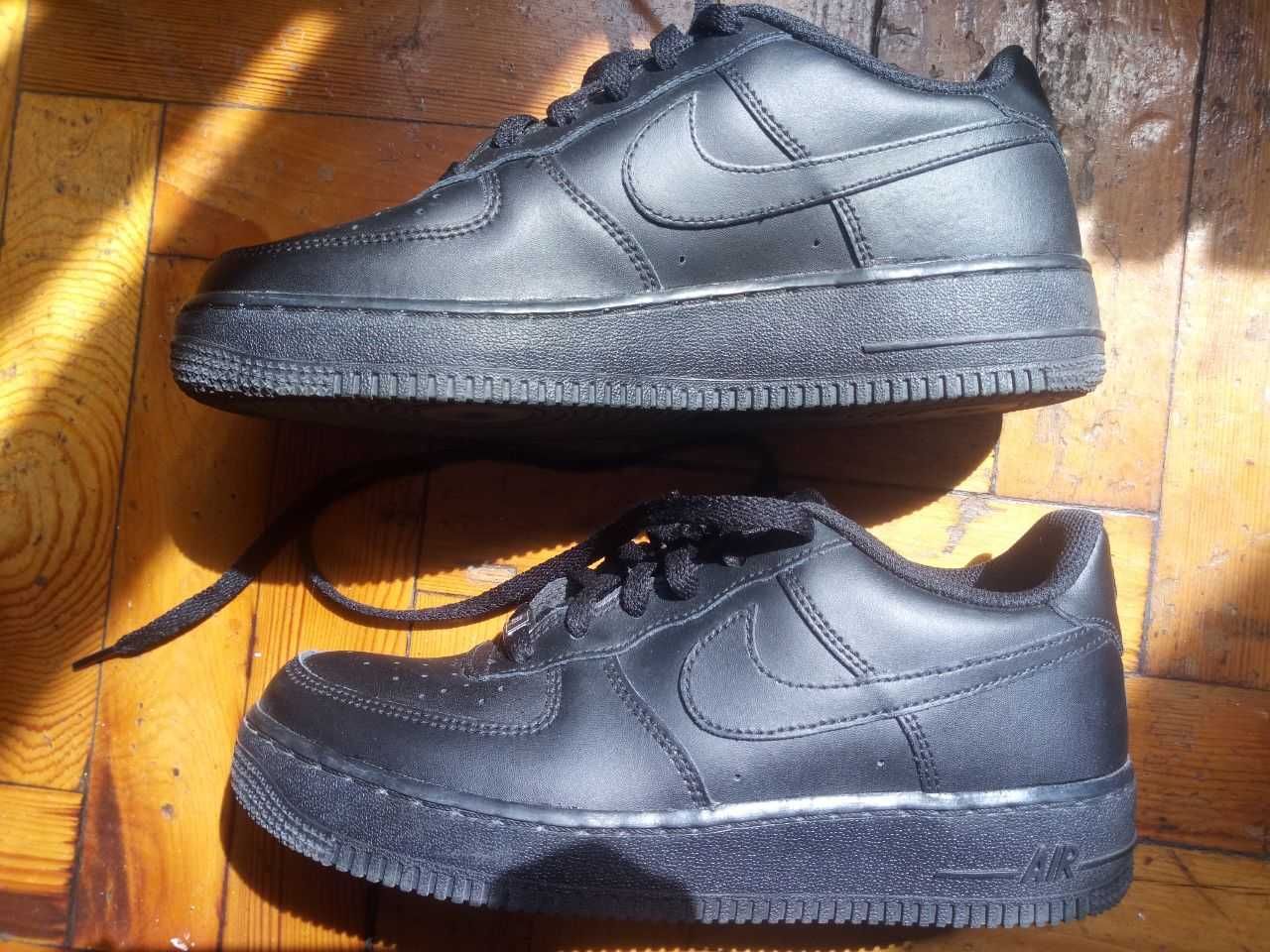 Кросівки Nike Air Force original black / 24,5