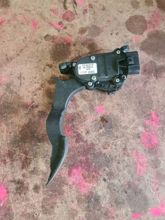 Potencjometr Pedał Gazu 6PV008567-00 Mazda 2 DY