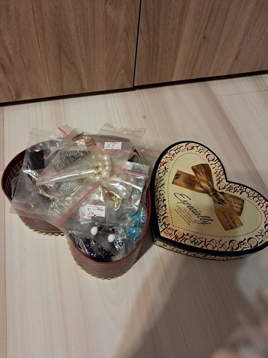 Kolczyki 55 par różne modele