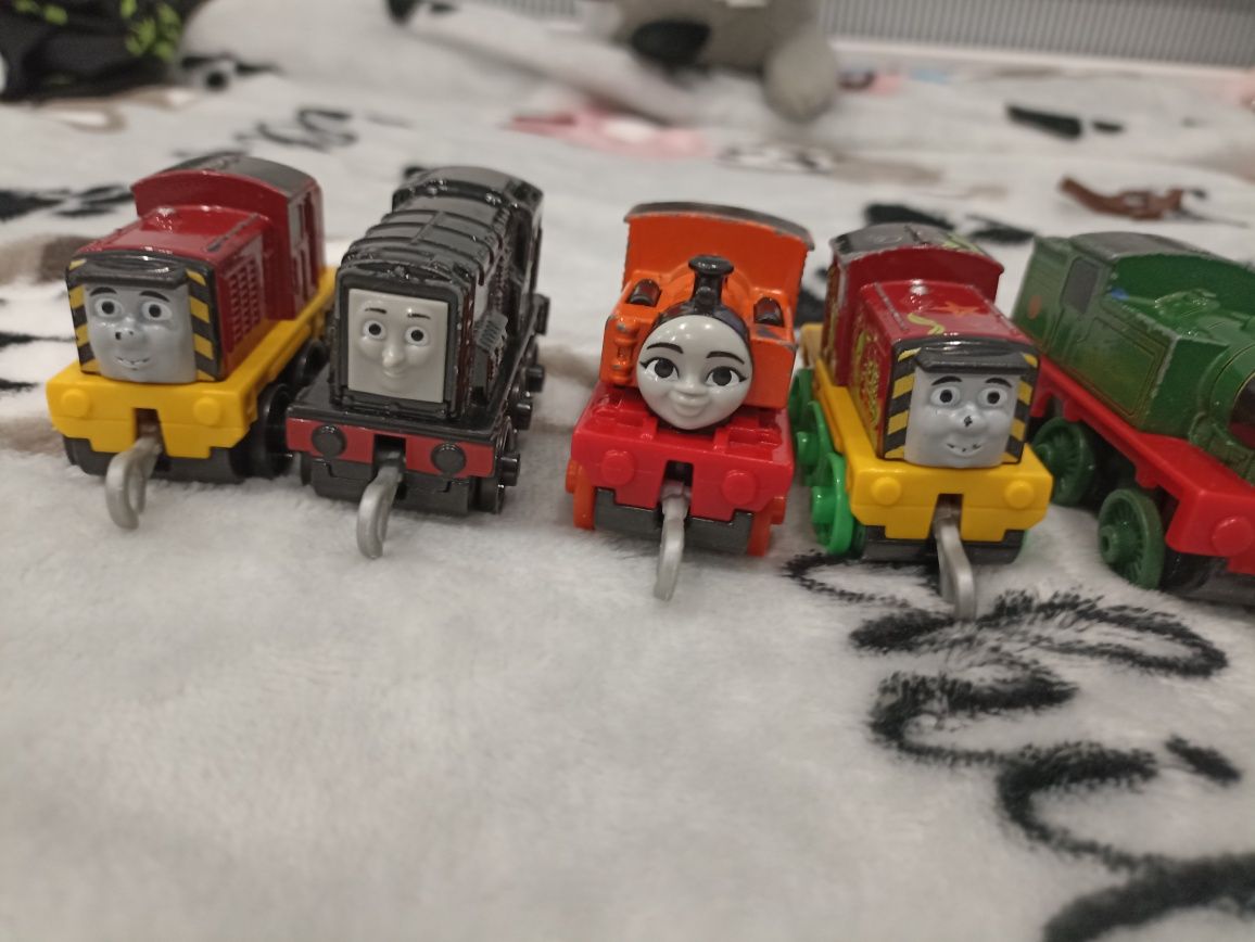 Потяги Томас та друзі