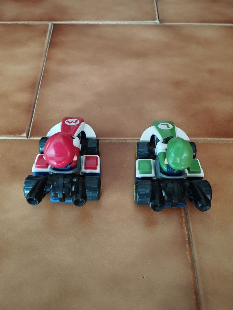 Brinquedos Super Mario e Luigi Kinder