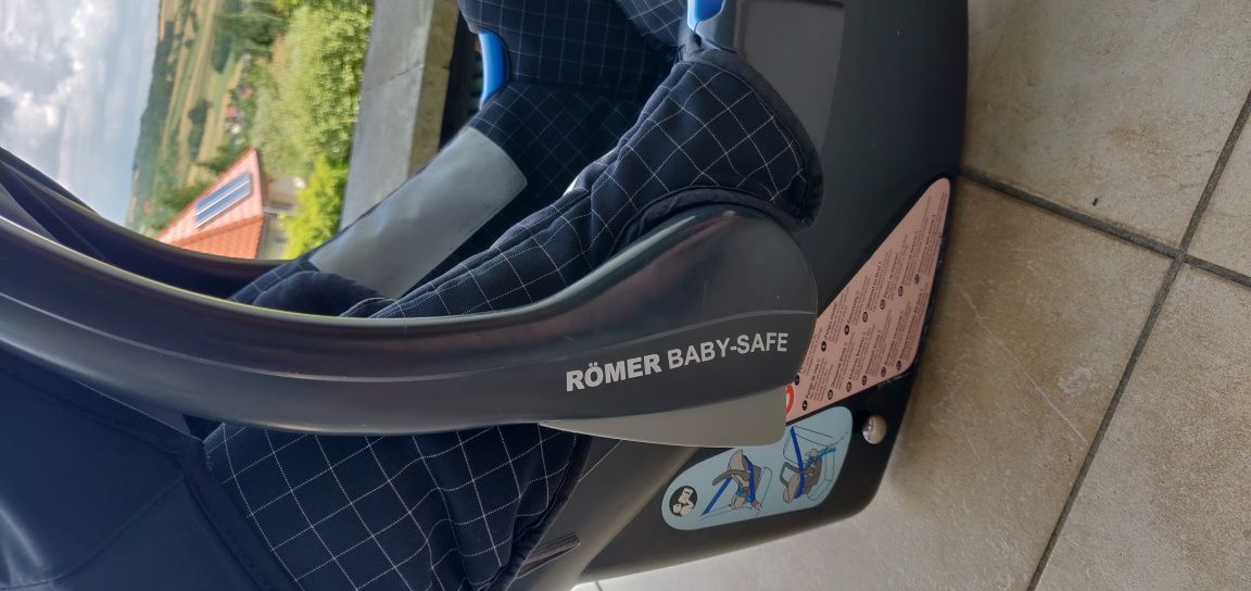 Fotelik Romer Baby Safe 5* ADAC + baza Isofix. Nowy kosztował 1000 zł