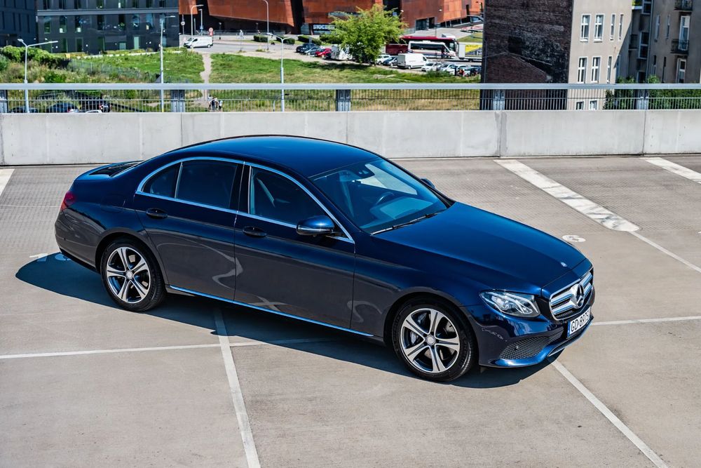 Mercedes-Benz Klasa E MERCEDES E 350 CDI Stan Perfekcyjny