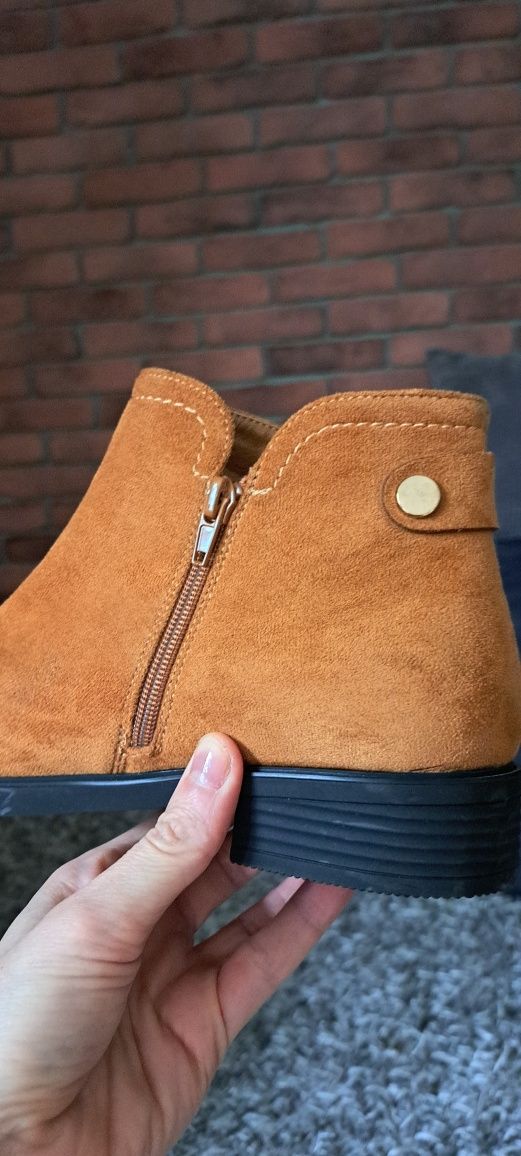 Botki camel/ brąz, r. 40.
