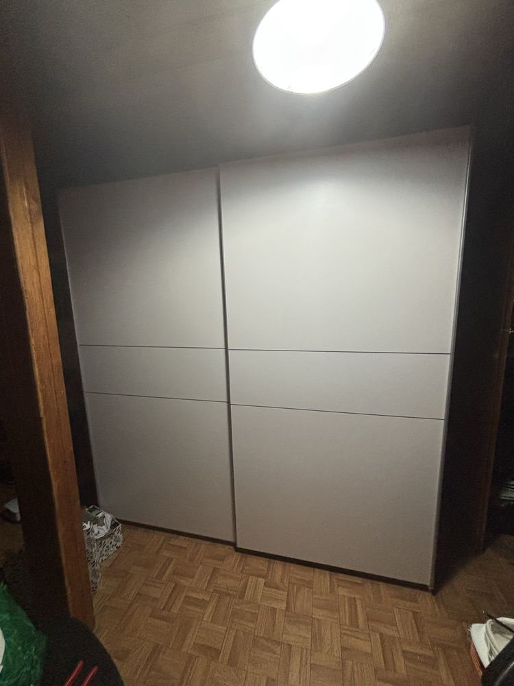 Roupeiro branco/beje