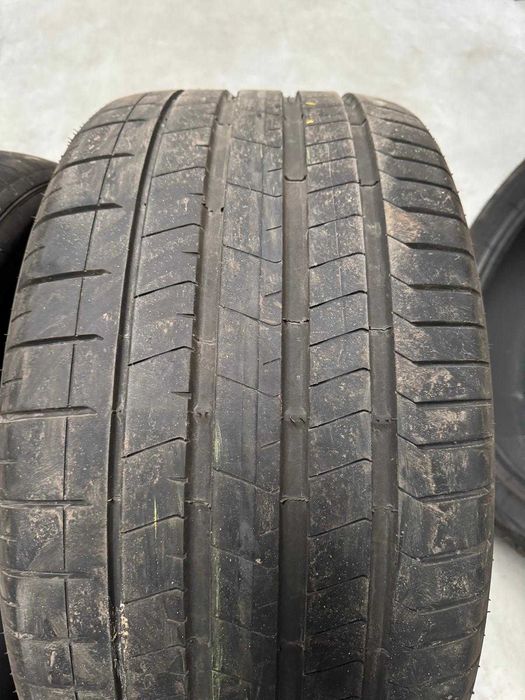 Komplet PIRELLI P ZERO 285/40/22 106Y,  325/35/22 110Y