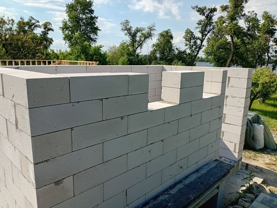 Кладка газобетона, цегли, шлакоблока,