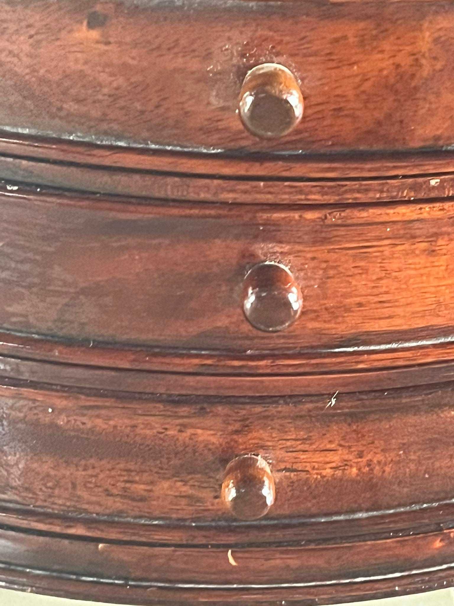 Drewniana szkatułka szafka na biżuterię  24 cm