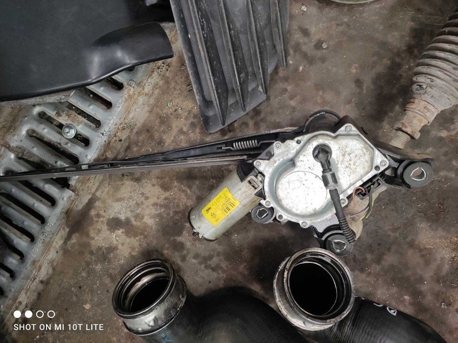 mechanizm wycieraczek silniczek przód tył Passat B5 fl /przedlift