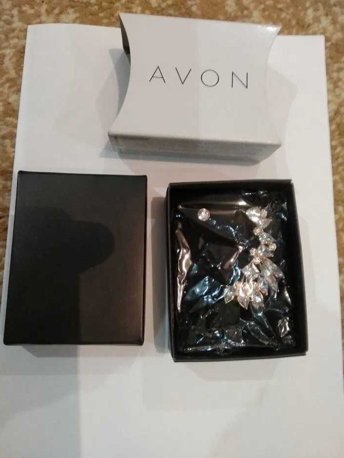 Набор серёжек ,,РАЙНА'' AVON.