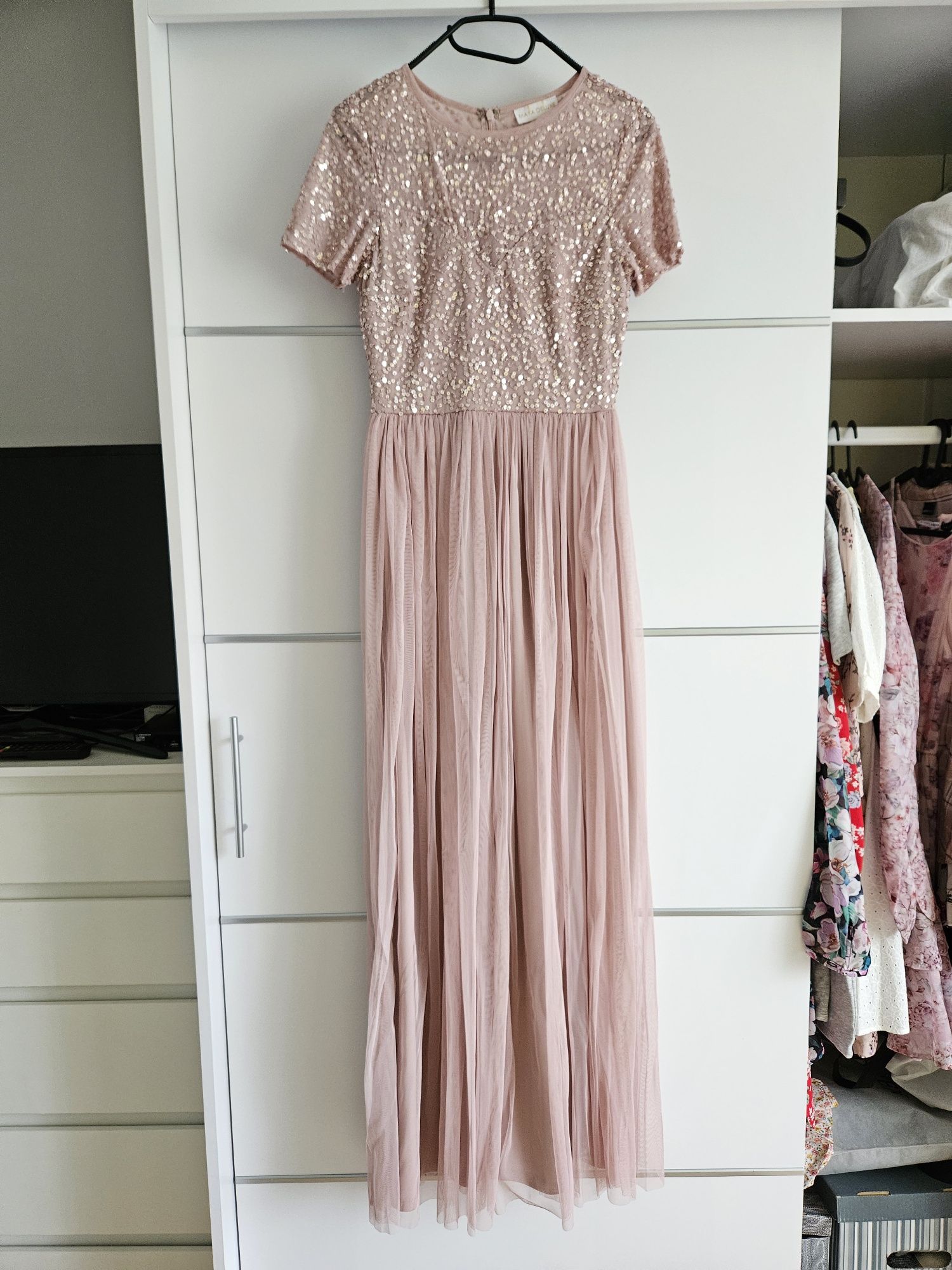 Różowa sukienka suknia balowa świadkowej druhny maxi maya deluxe