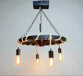 Lampa z belki koła LOFT industrial vintage żyrandol stara belka retro