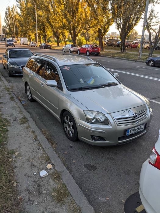 Продам toyota avensis 2004р.