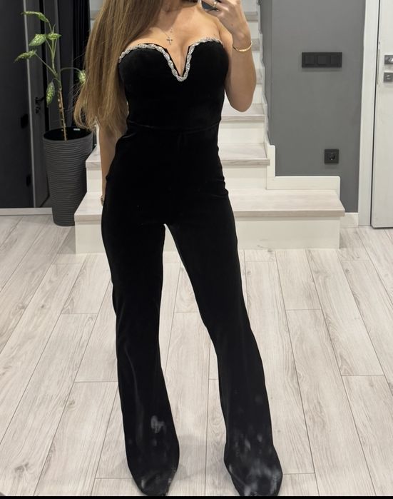 Оксамитовий святковий комбінезон