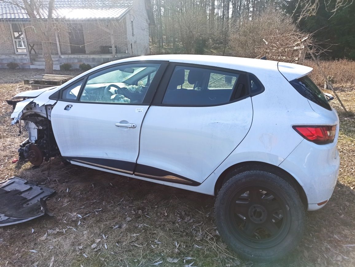 Sprzedam Clio 4 polift