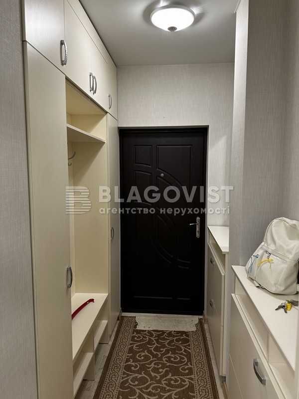 Здається в оренду 2х.кімнатна квартира,Голосіївський просп 95а.