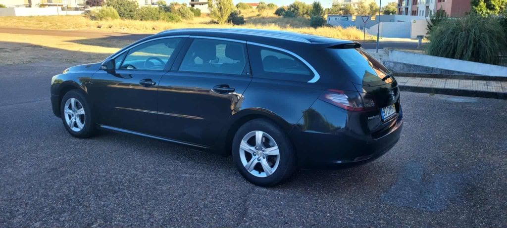 Peugeot 508 sw 2011