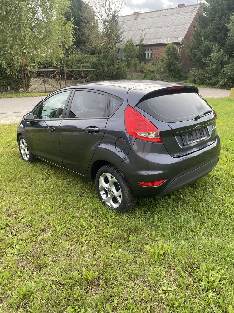 Ford fiesta 1,25 benzyna ładna sprowadzona