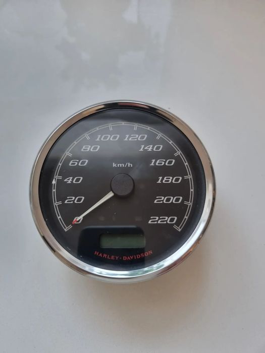 Harley Davidson Touring Road King Licznik Speedometer 70900168a 70900168