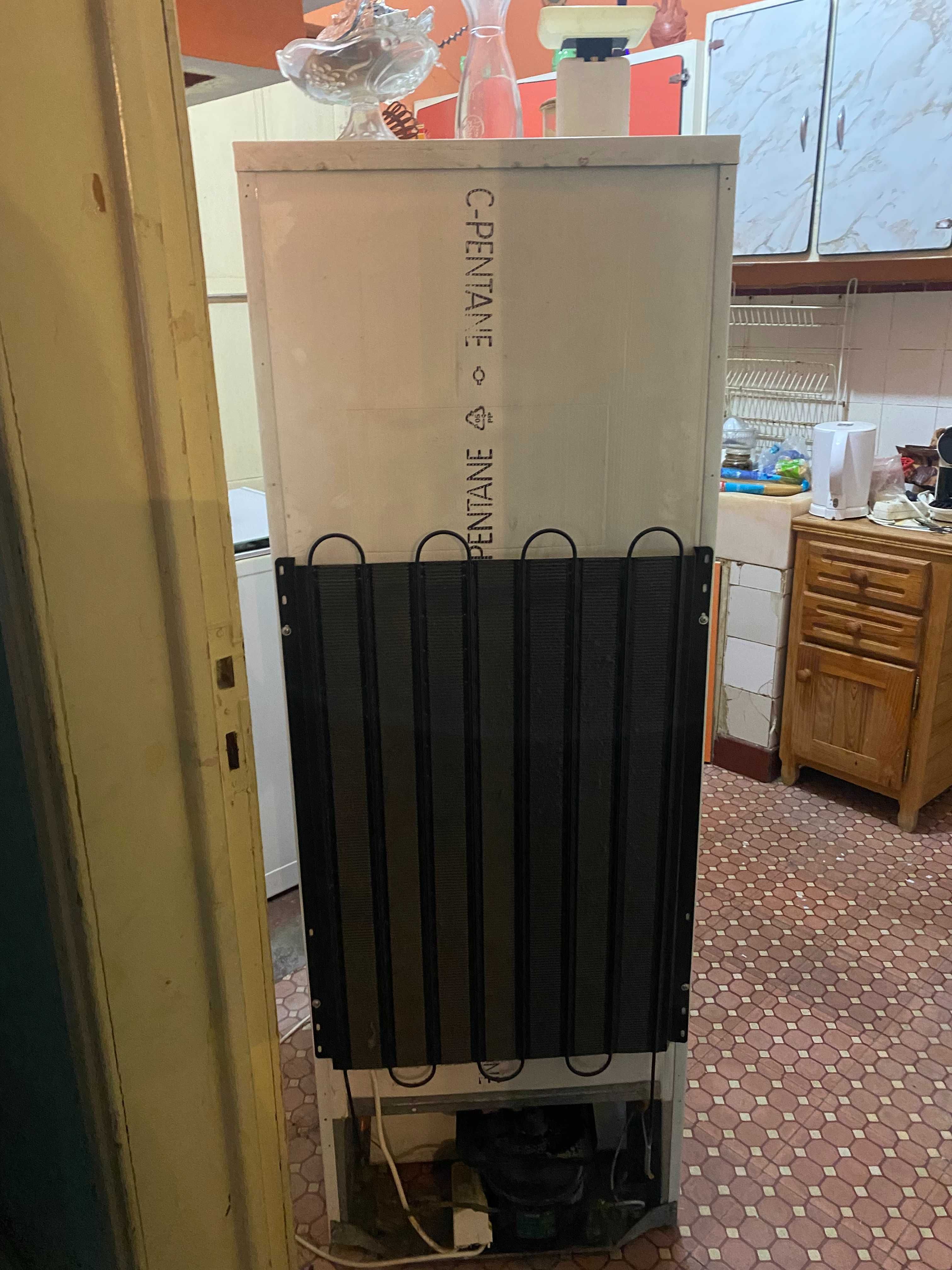 Frigorífico Indesit