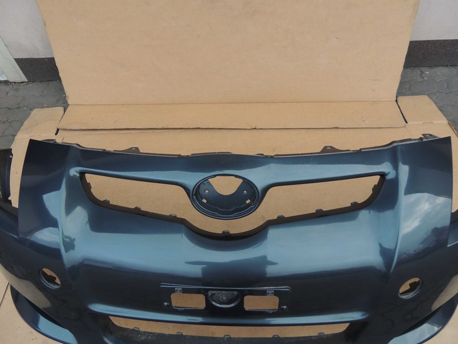 Zderzak przód przedni Toyota Auris 1 I 06,07,08,09 6U9 pod spryski