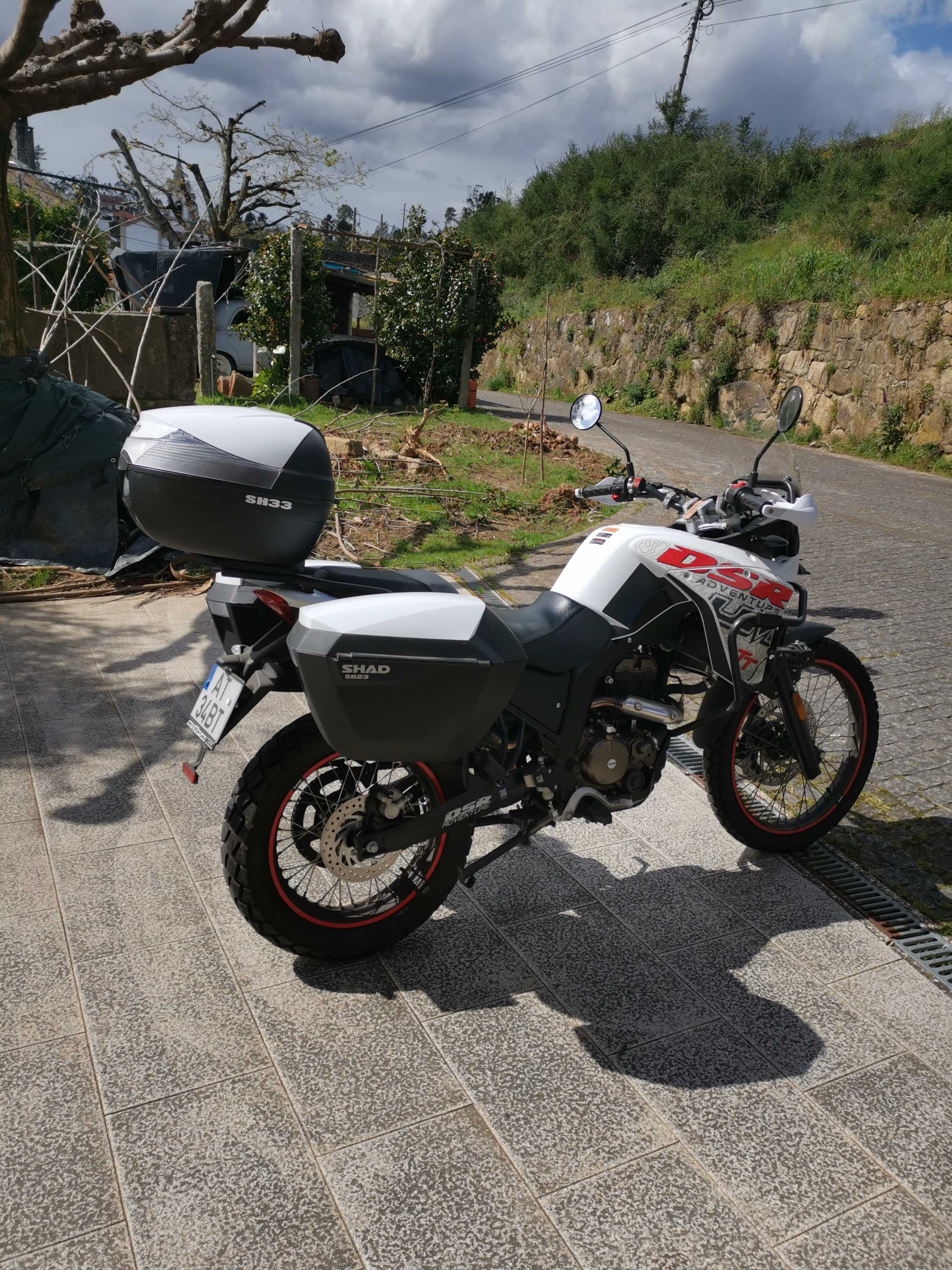 Vendo Mota UM Adventure