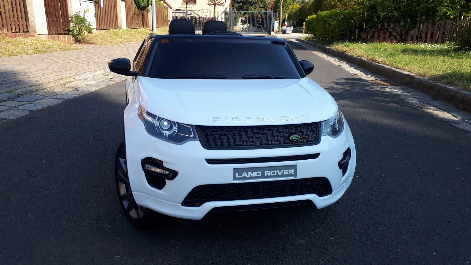 Auto na akumulator dla dzieci Range Rover Discovery Sport 2 silniki