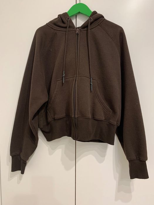 Гарна кофтинка на застібці б/у