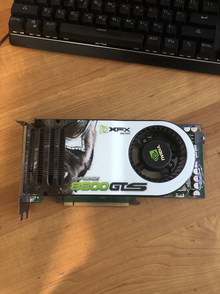 Продам видеокарту nVidia Geforce GTS 8800 640MB ЕСТЬ НЮАНС