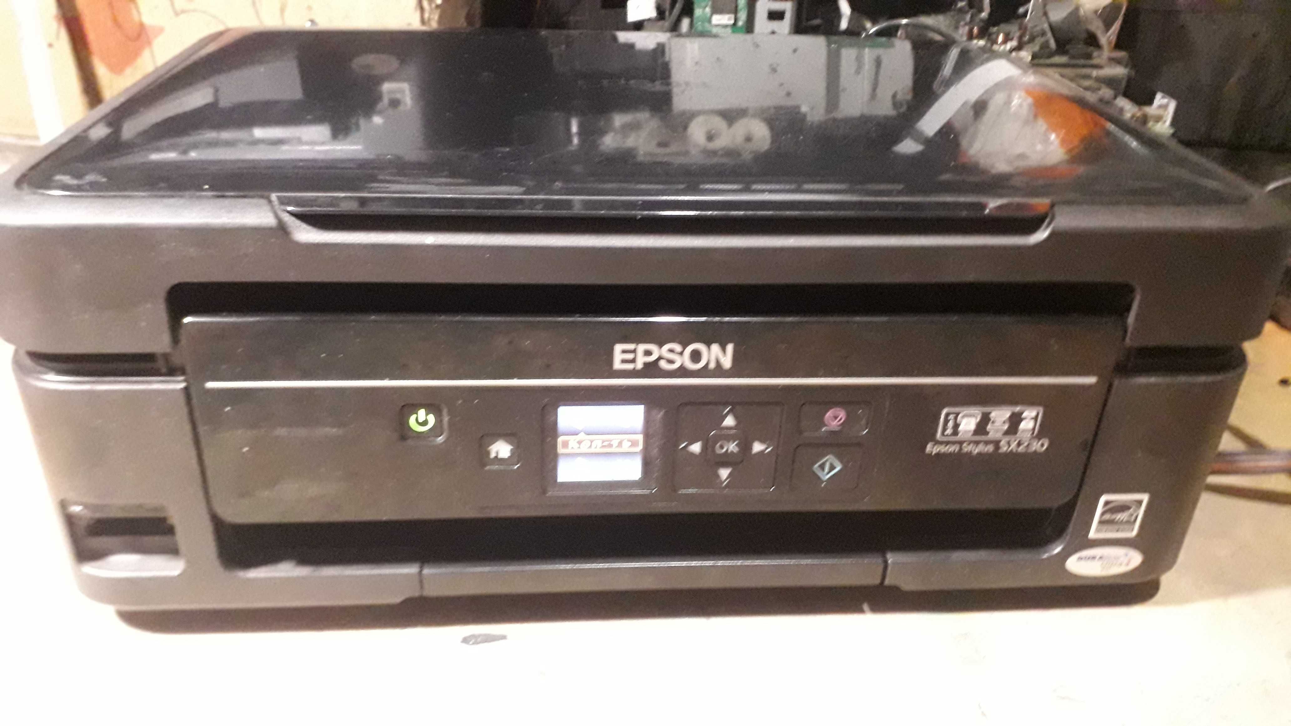 МФУ Epson Stylus SX230 с установленной СНПЧ.  Рабочий