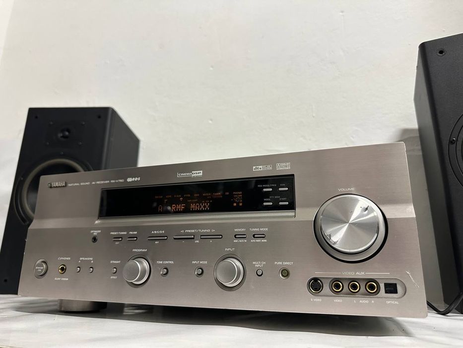 7.1 Amplituner Yamaha rx v 750, 7*130 Watt.