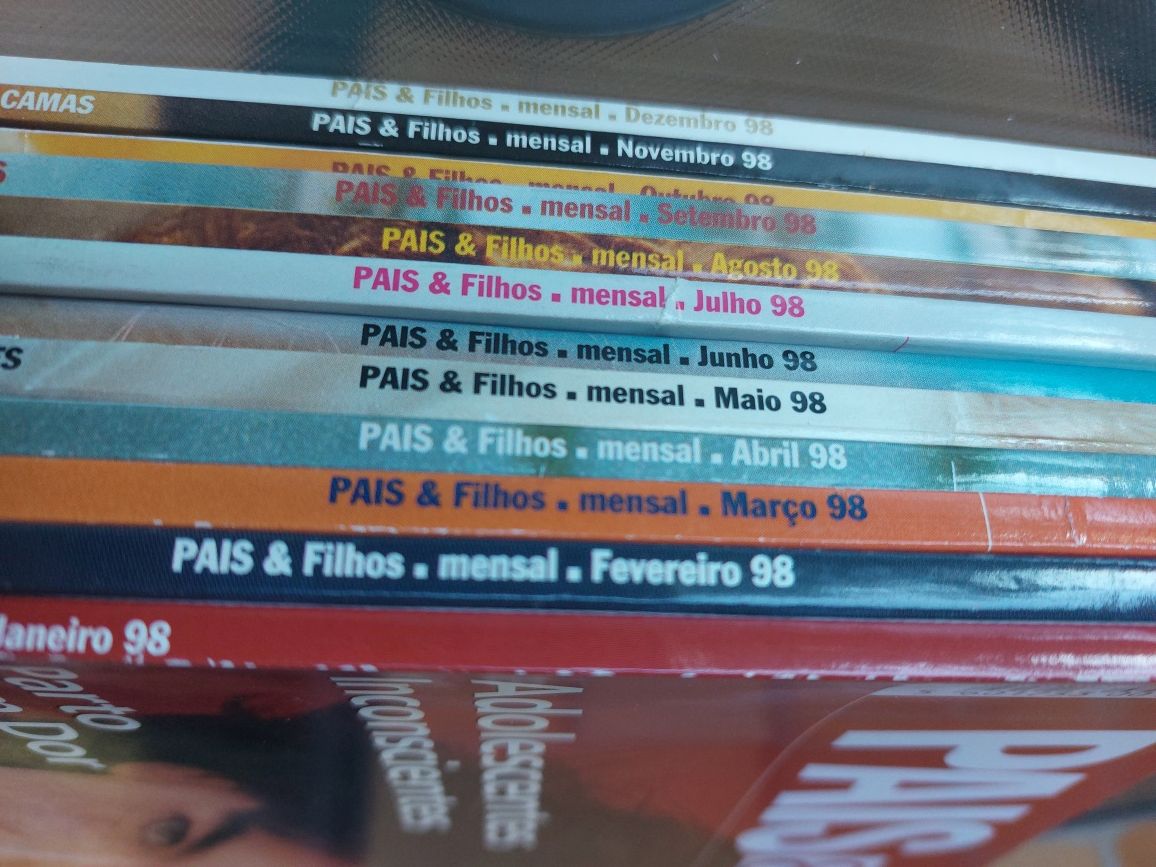 Revista pais e filhos Vendido ano 1998 de Jan a Dez