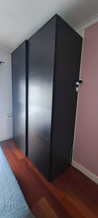 Roupeiro Ikea Vengue