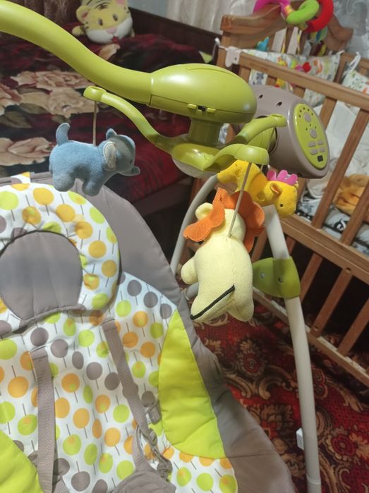 Заколисуючий центр 3в1