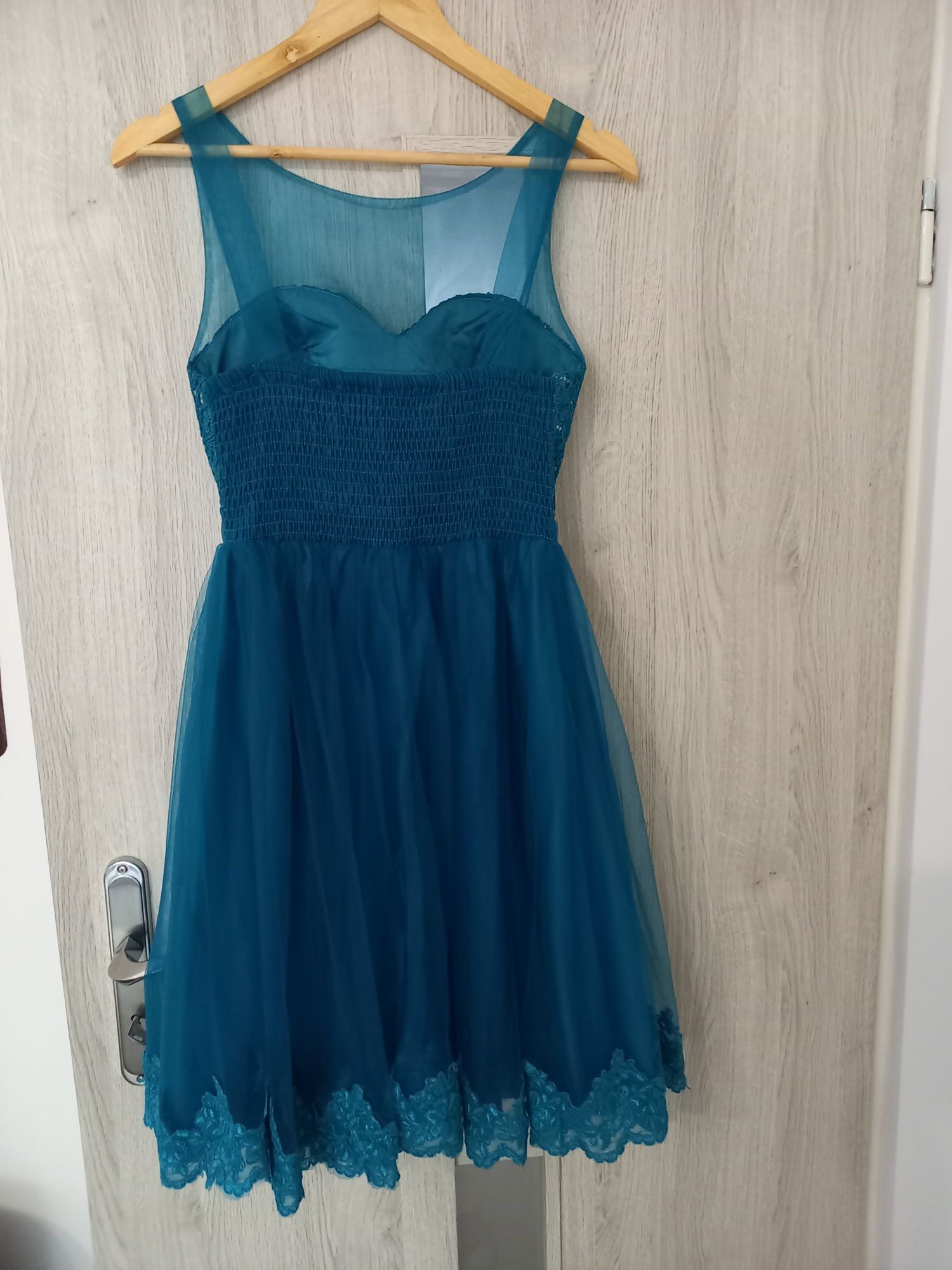 Sukienka wieczorowa rozmiar M/L