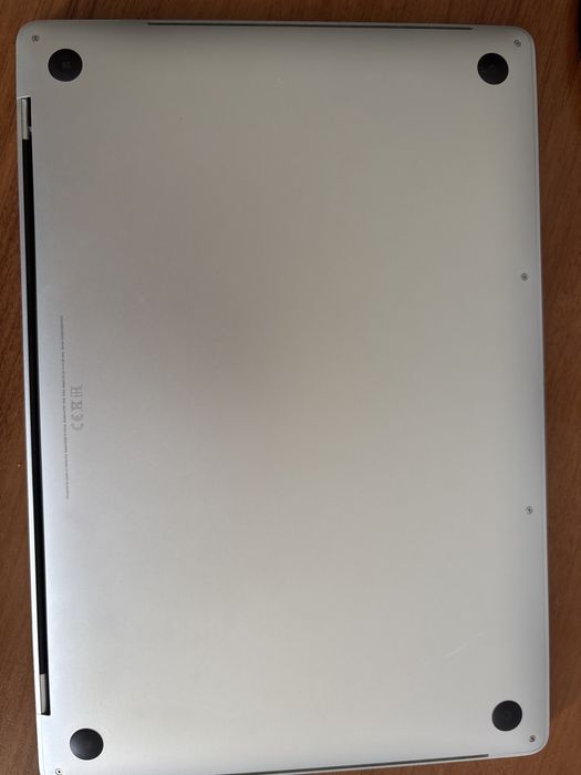 MacBook Pro 15 1tb, i7-7, 16gb ram