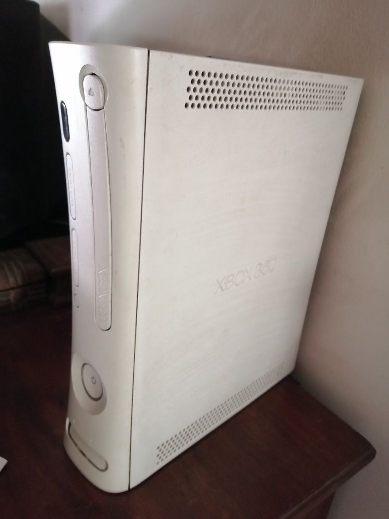 Xbox 360 troco  tbm posso vender