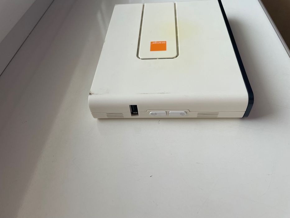 Sagemcom Fast 2704 modem Wi-Fi