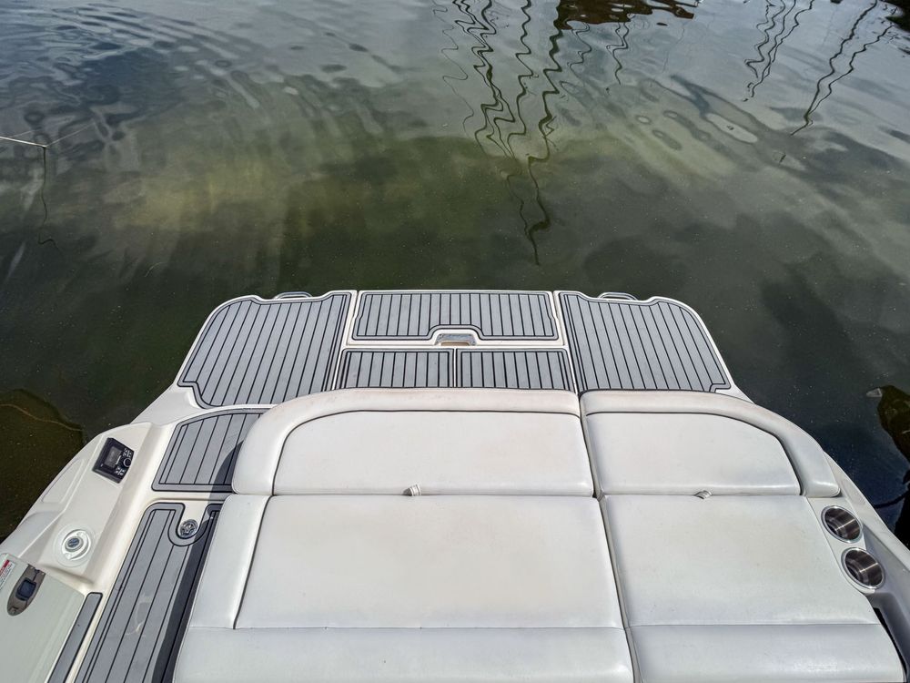 Sea Ray 270 SDX Sundeck – 2017 r
