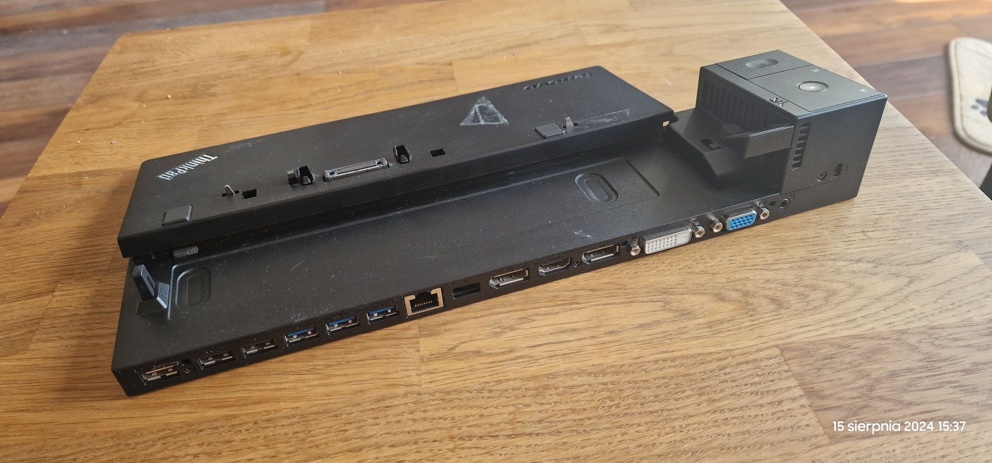 Stacja dokująca Lenovo ThinkPad Pro Dock Typ 40A2 egzemplarz nr.2