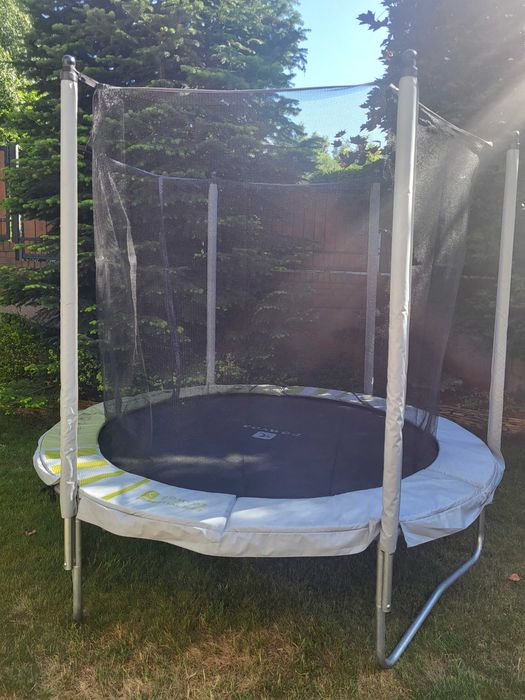 Trampolina Domyos Essential 240 z siatką ochronną