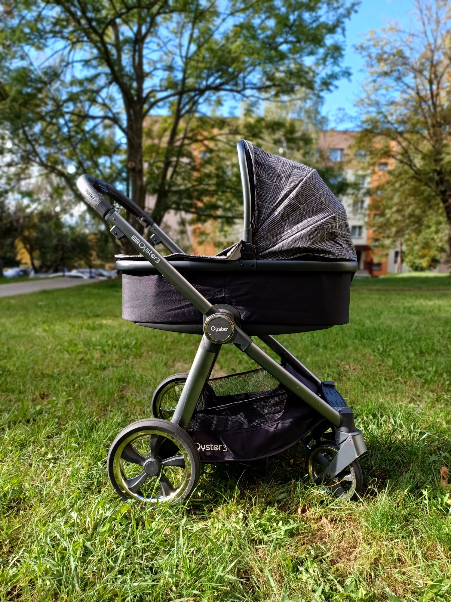 Wózek Oyster 3 spacerówka i gondola 2w1