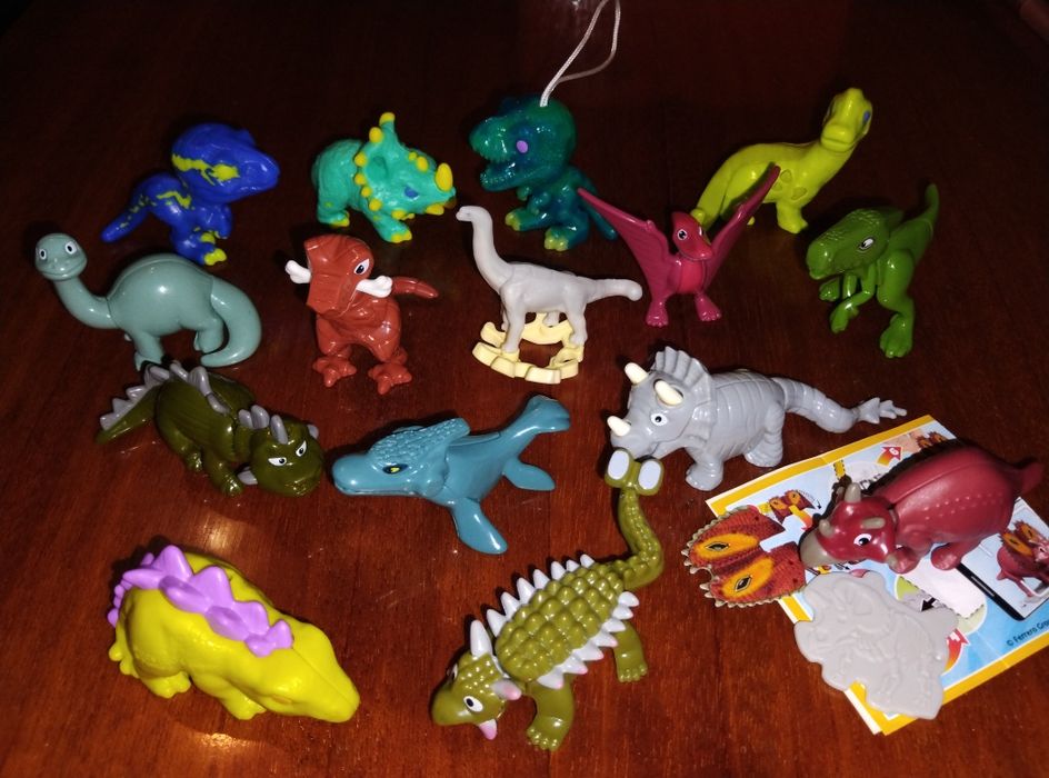 Кіндер ландрін динозаври смурфи щенячий патруль феї принцеси Вінні пух